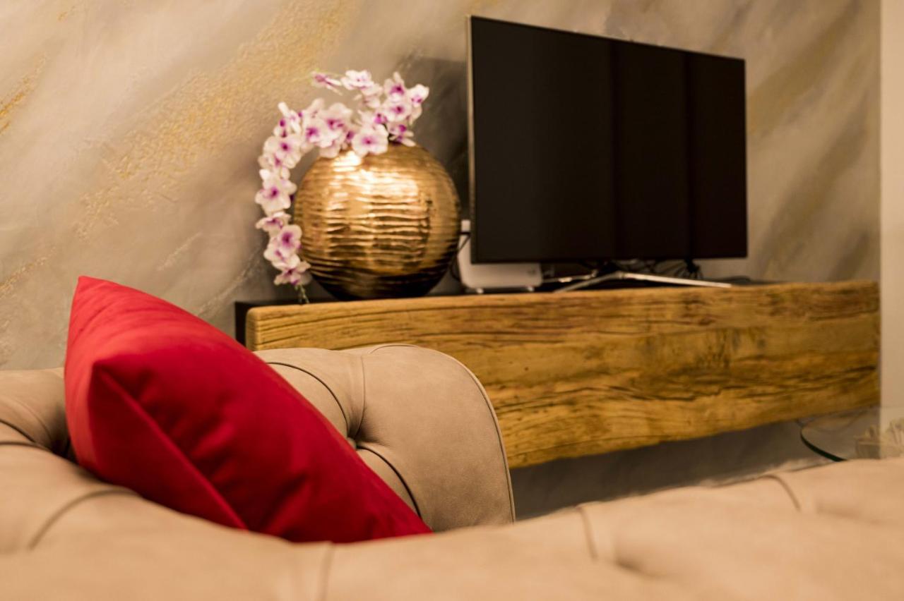 Vipverona Luxury Apartment - Royal Welcome מראה חיצוני תמונה