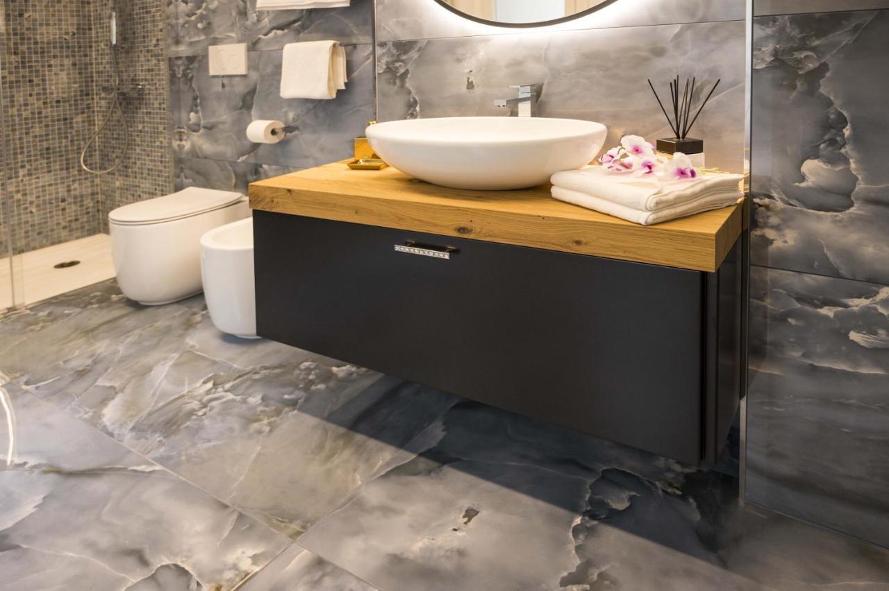 Vipverona Luxury Apartment - Royal Welcome מראה חיצוני תמונה